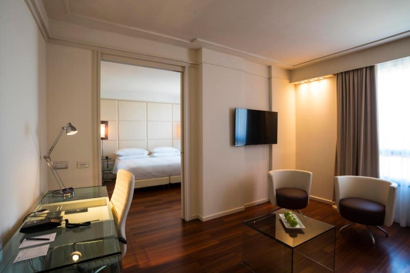 Doubletree By Hilton Florence Metropole Екстер'єр фото