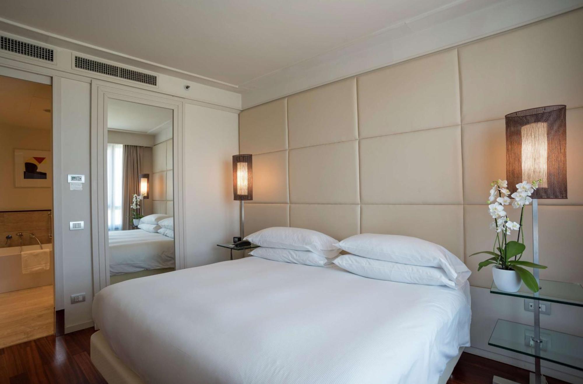 Doubletree By Hilton Florence Metropole Екстер'єр фото