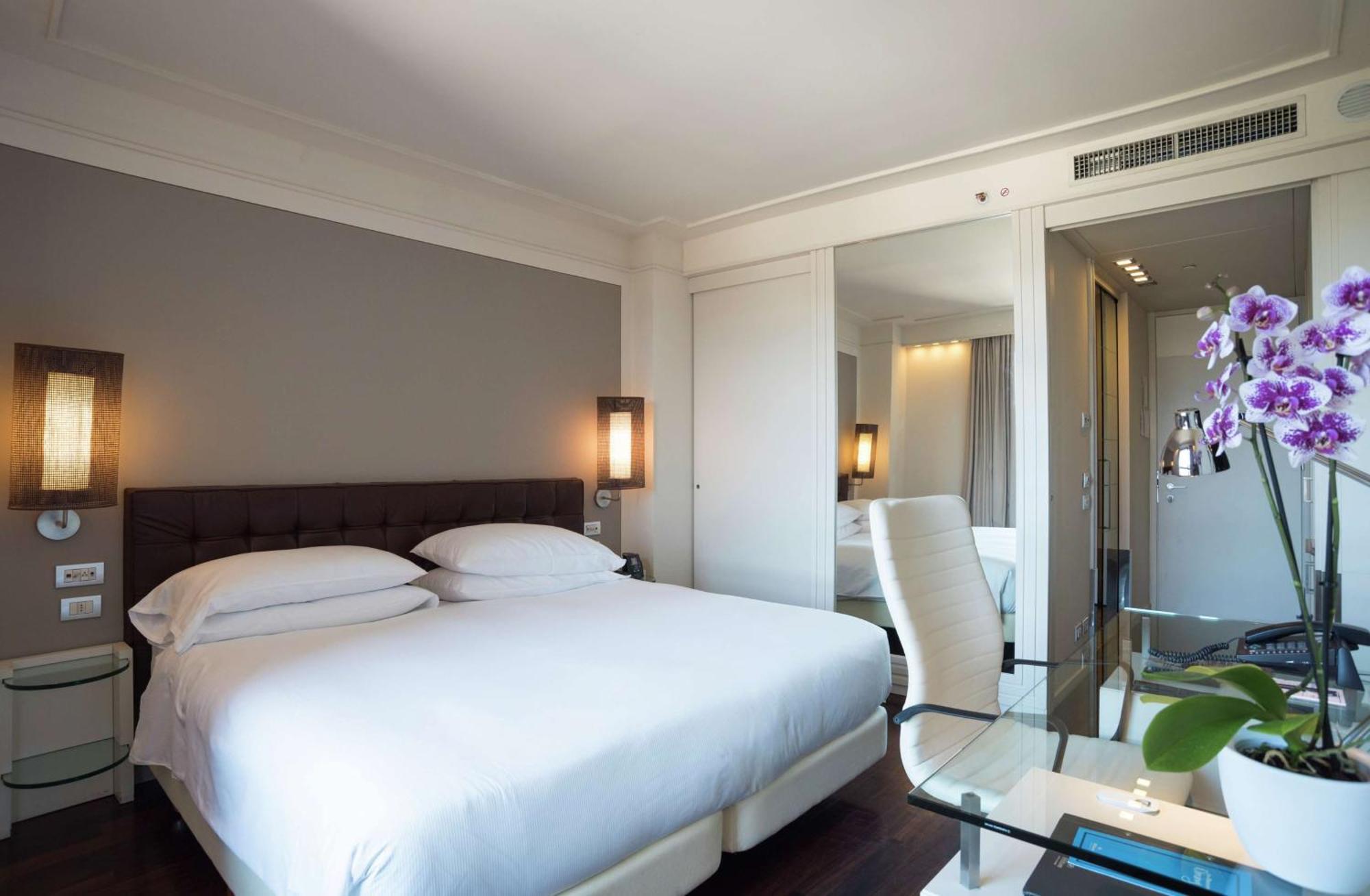 Doubletree By Hilton Florence Metropole Екстер'єр фото