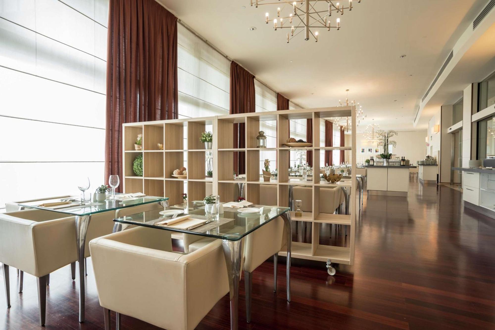 Doubletree By Hilton Florence Metropole Екстер'єр фото