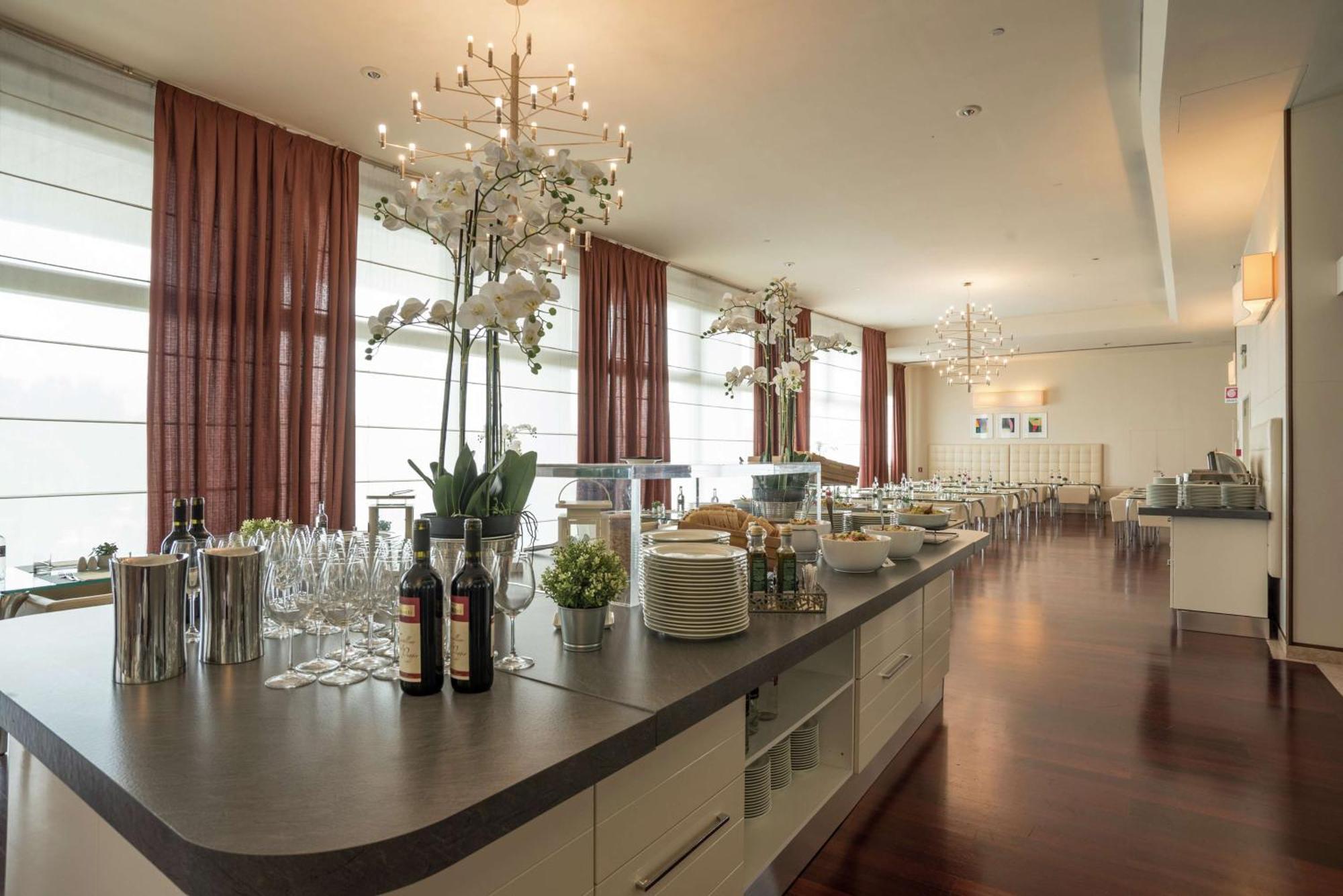Doubletree By Hilton Florence Metropole Екстер'єр фото